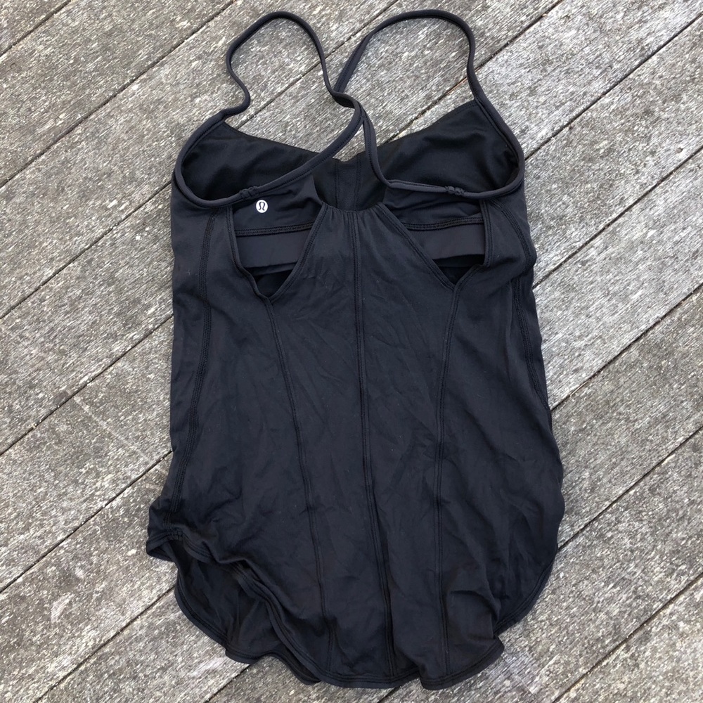 LULULEMON TANK